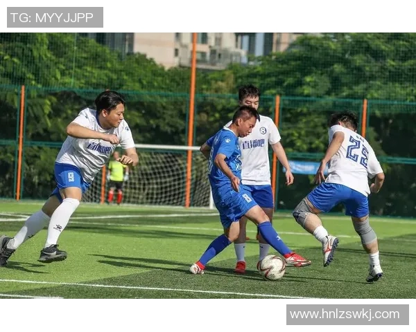 深圳足球队团队协作的重要性与实践探索聚焦足球发展新局面