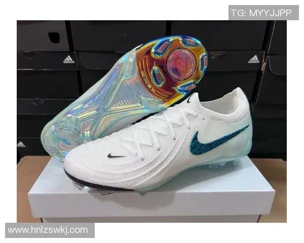 卡卡足球鞋的传奇故事与技术创新探秘之旅